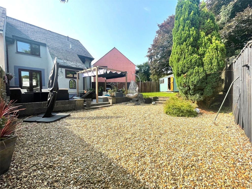 Property photo 2 of 17 Picture No. 13