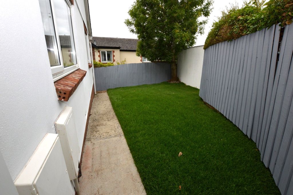 Property photo 2 of 15 Picture No. 13