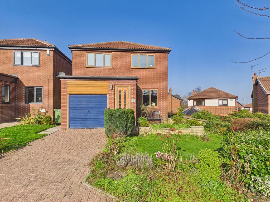 Property photo 1 of 14 External