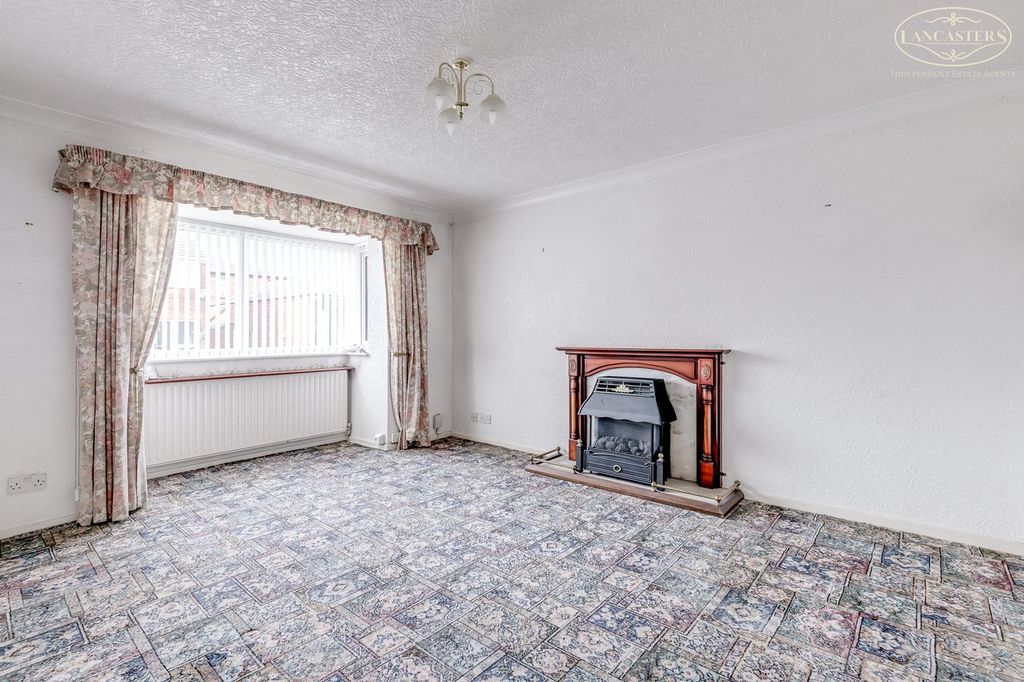 Property photo 3 of 22 Reception Room