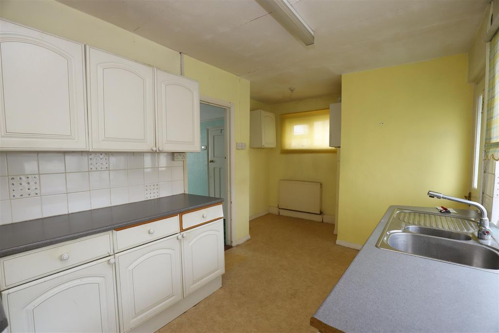 Property photo 2 of 12 Img_1533.Jpg