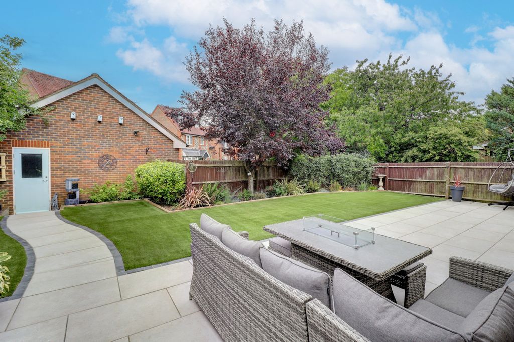 Property photo 3 of 17 Picture No. 20