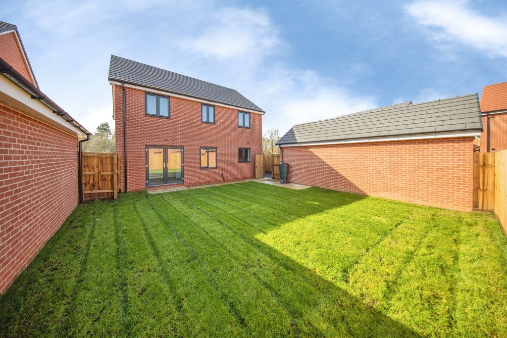 Property photo 2 of 14