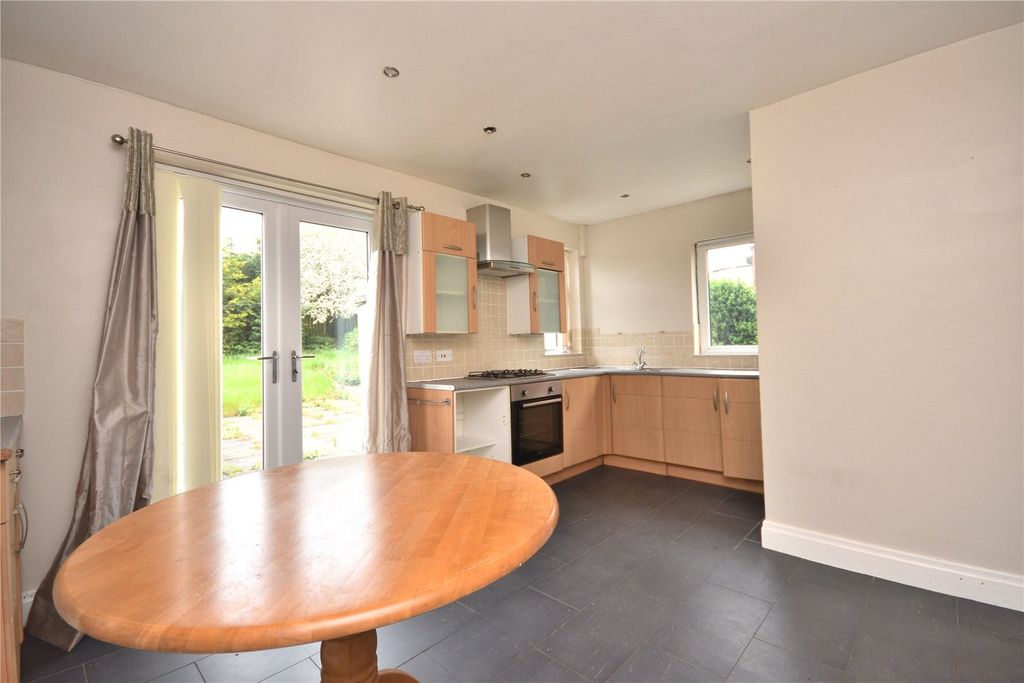 Property photo 3 of 15 Picture No. 08