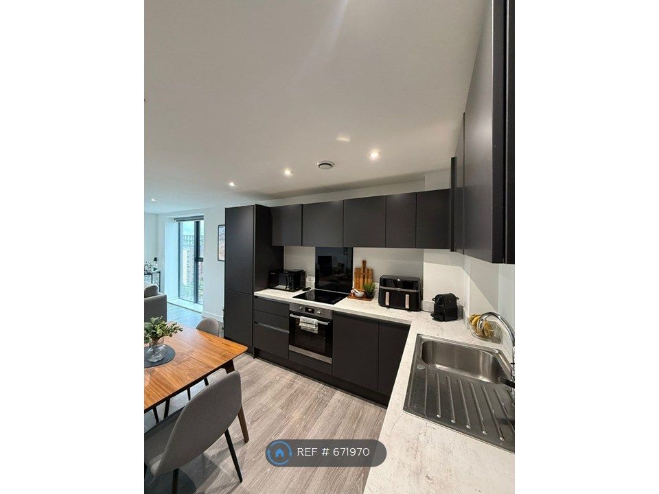 Property photo 2 of 11 Living Room Kitchen
