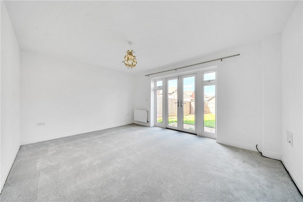 Property photo 2 of 18 Picture No. 2