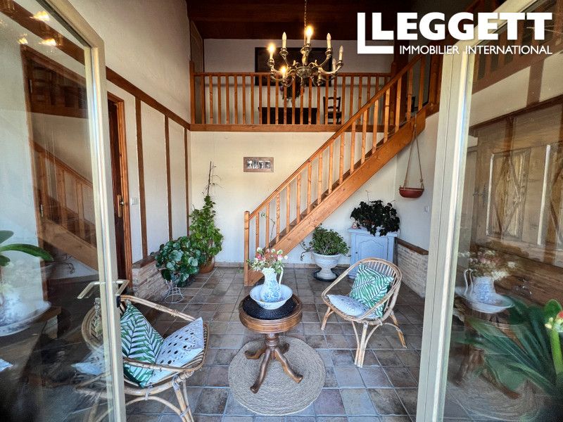 Property photo 3 of 10