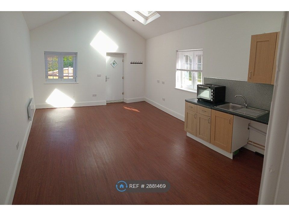 Property photo 1 of 4