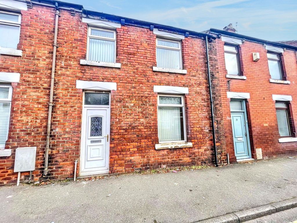 Property photo 1 of 13