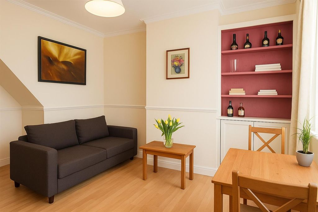 Property photo 1 of 6 Living Room