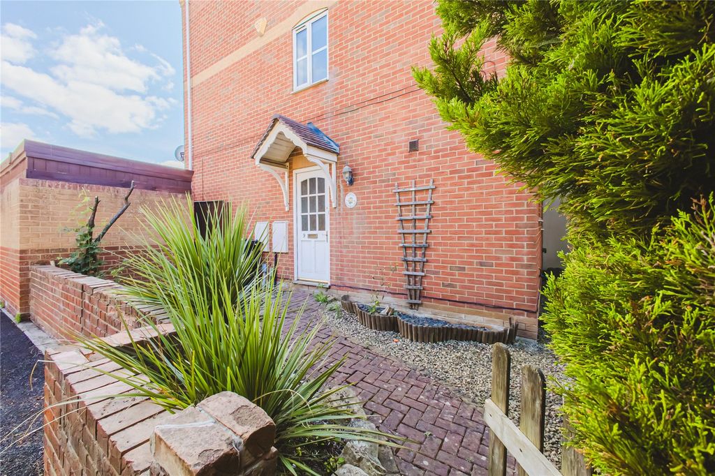 Property photo 2 of 19 Picture No. 03