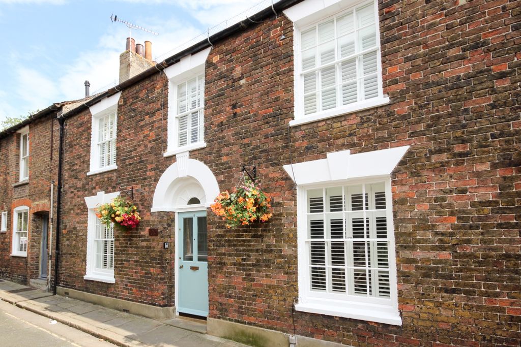 Property photo 1 of 13 2311381