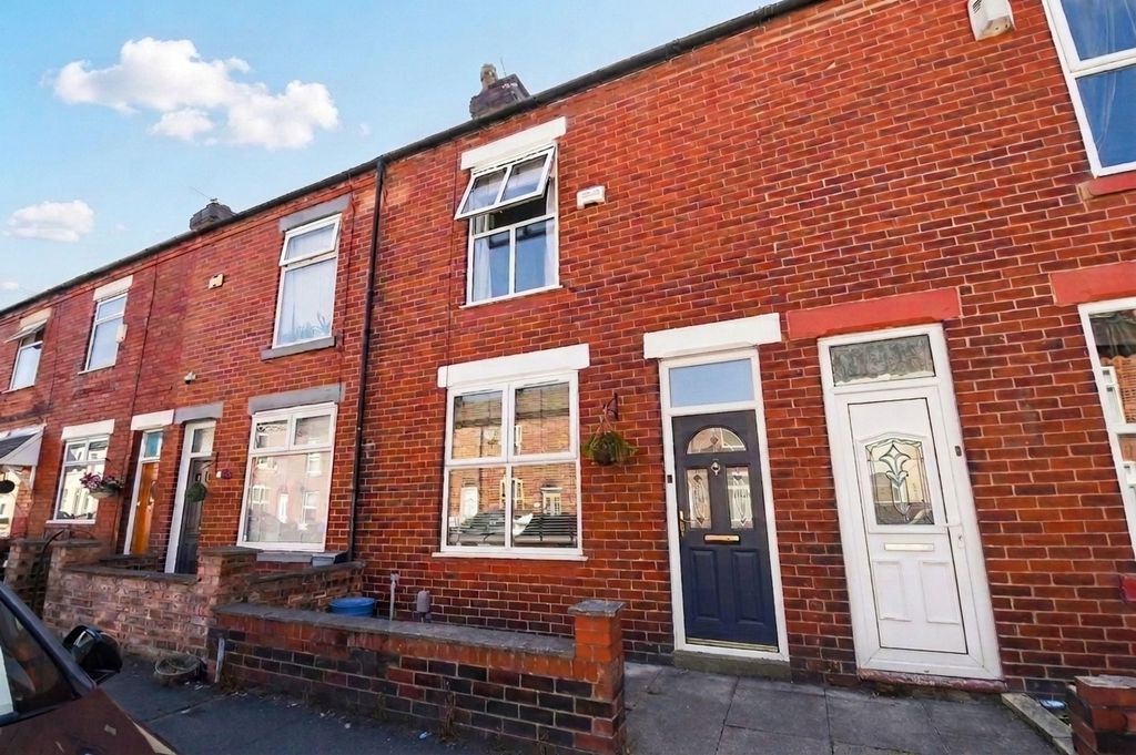 Property photo 1 of 12