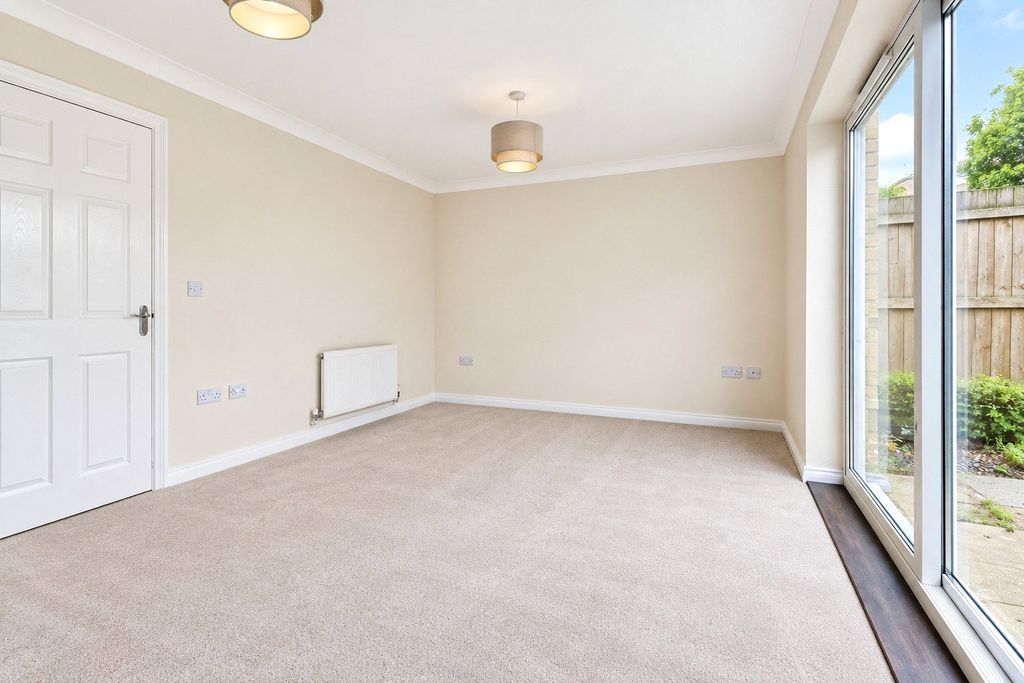 Property photo 3 of 12 Picture No. 03