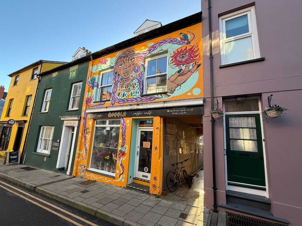 Property photo 2 of 3