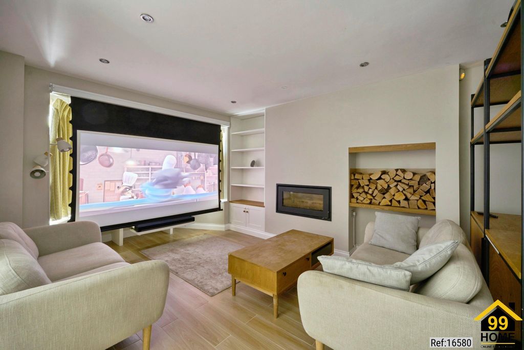 Property photo 3 of 20 Photo 2