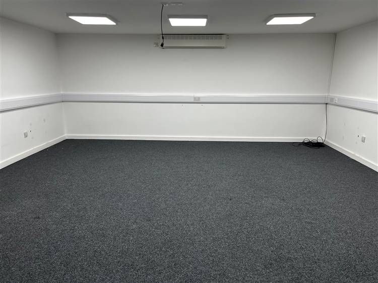 Property photo 3 of 5