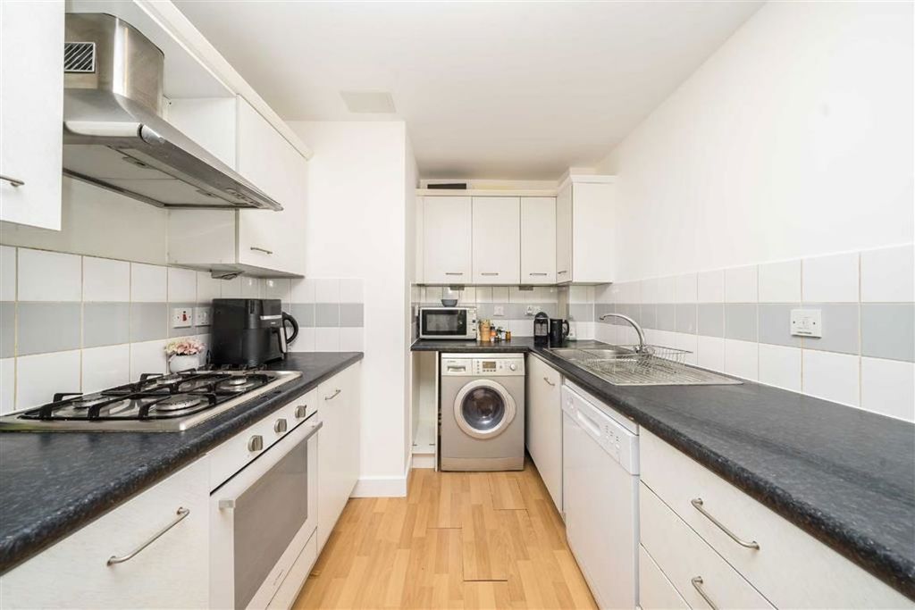 Property photo 3 of 6