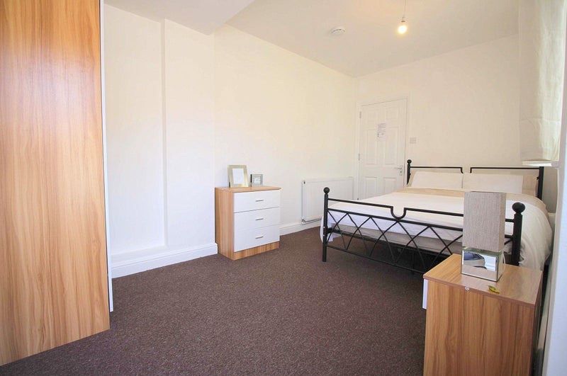 Property photo 3 of 3