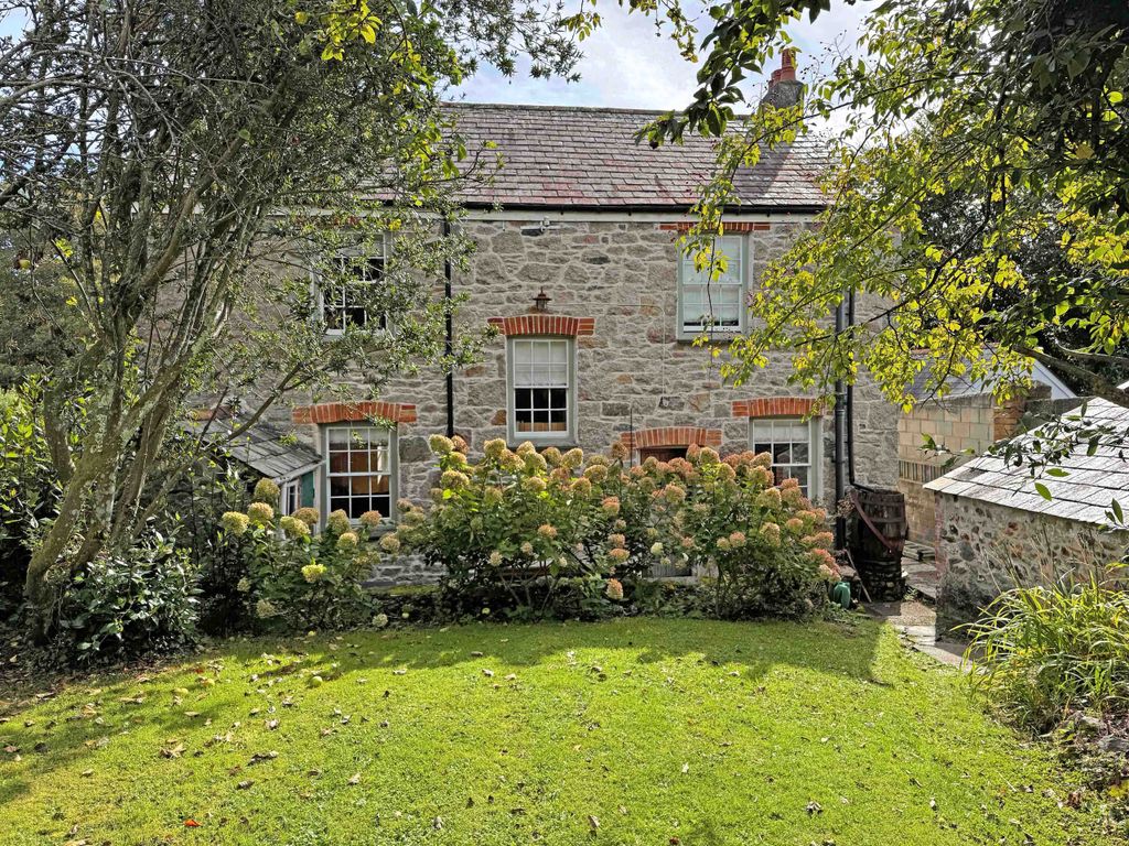 Property photo 3 of 25 Photo 3