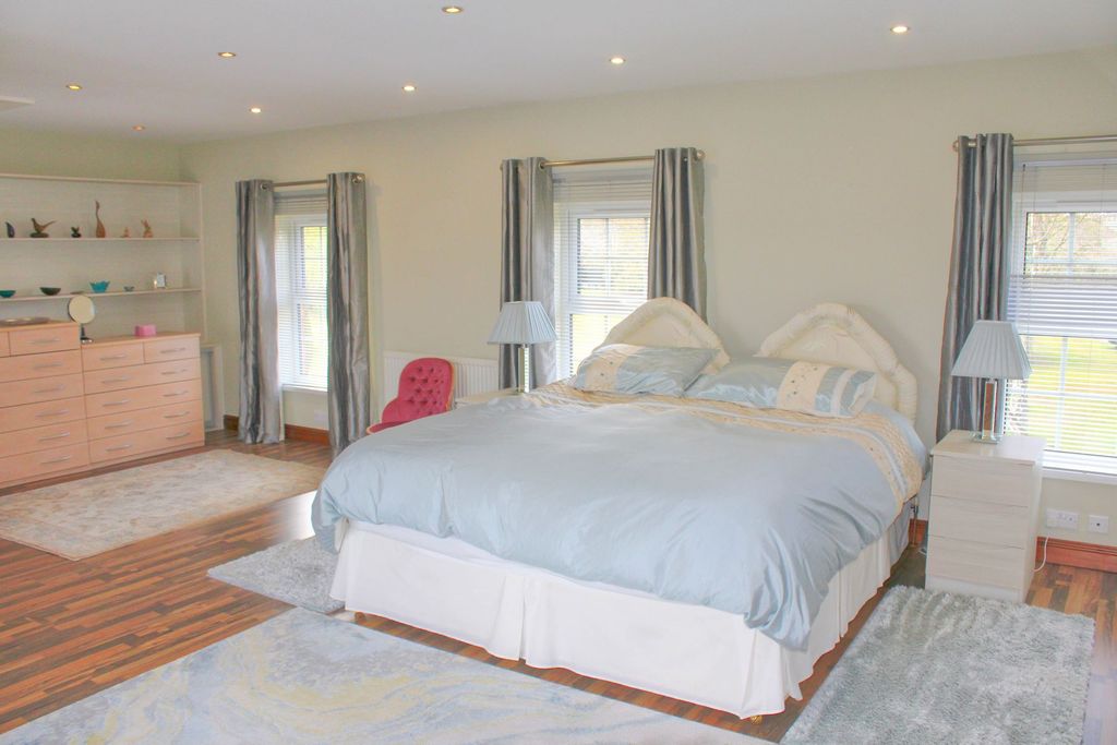 Additional image 14 of 5 bed detached house for saleKirton Road, Greetwell DN20