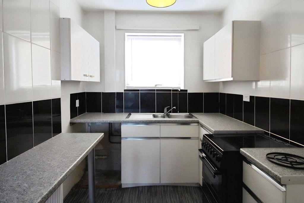 Property photo 3 of 8 Picture No. 03