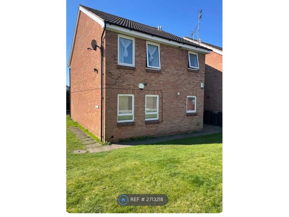 Property photo 2 of 11