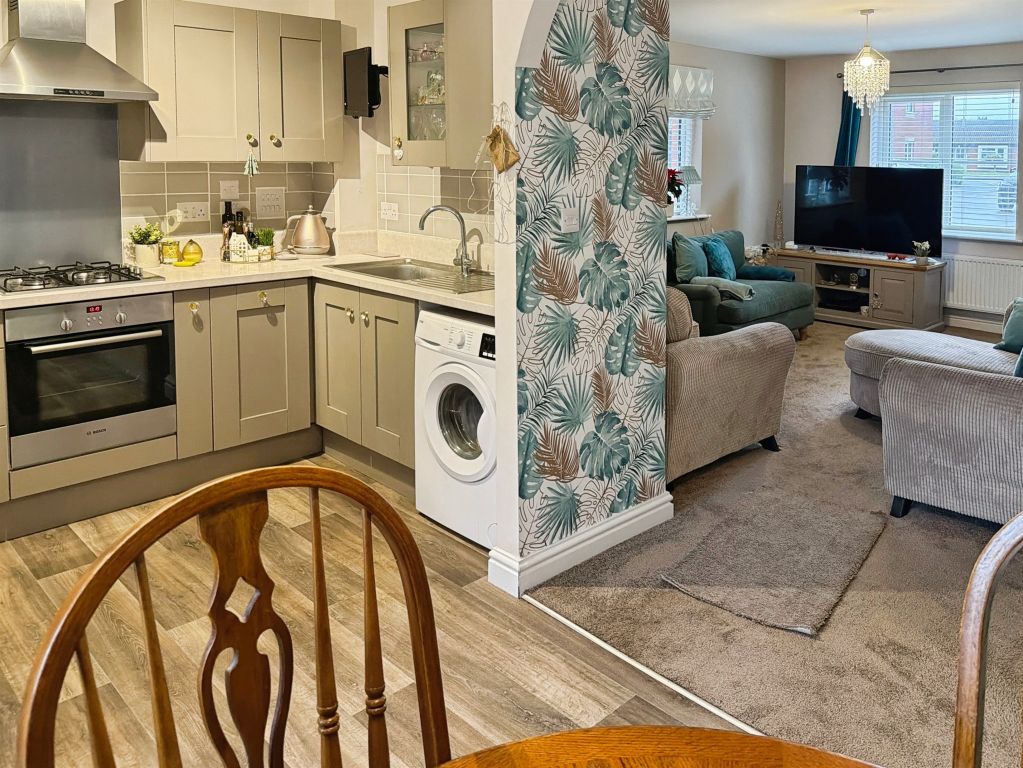 Property photo 3 of 15