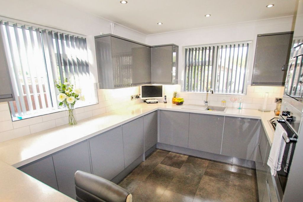 Property photo 3 of 29