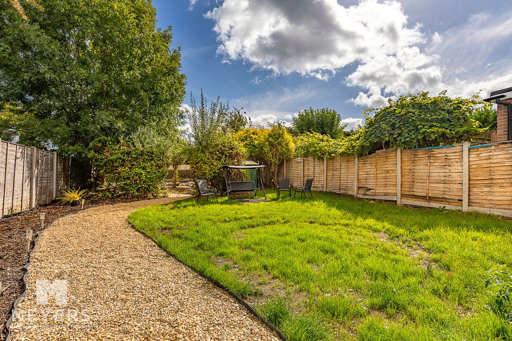 Property photo 3 of 14