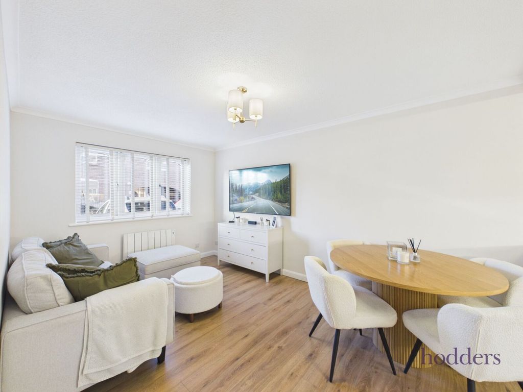 Property photo 1 of 8 Picture No. 06