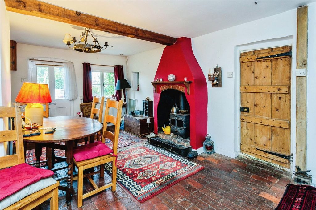 Property photo 3 of 14 Dining Room