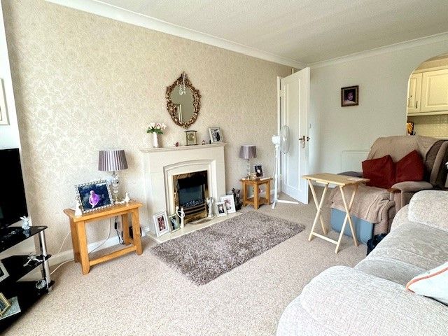 Property photo 2 of 5