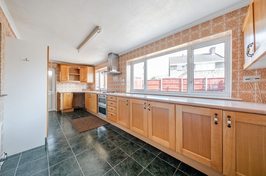 Property photo 3 of 25 1497308 (17)