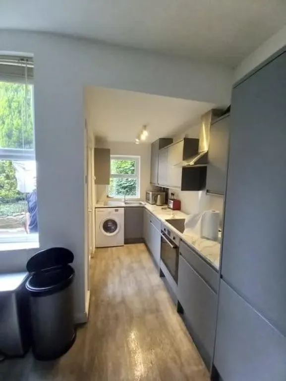 Apartment in Sheffield, Crookesmoor, Walkley - View 3