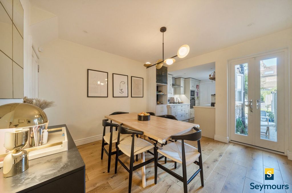 Property photo 2 of 20 Dining Room