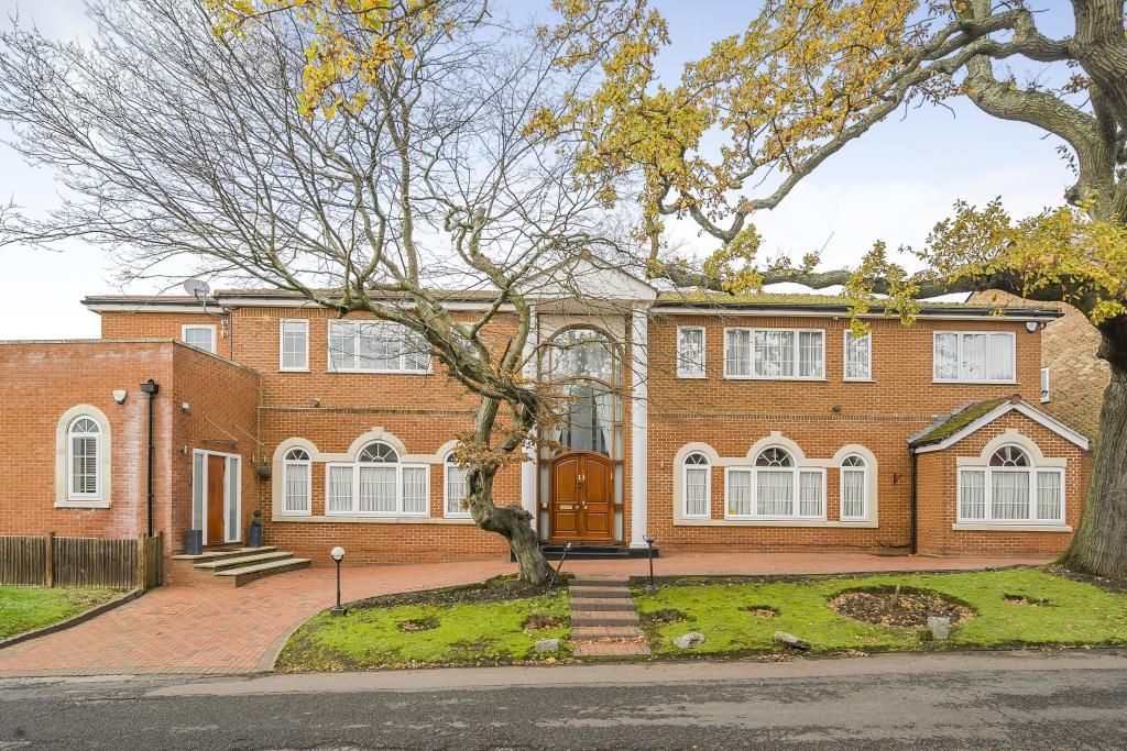 Property photo 1 of 26 External View
