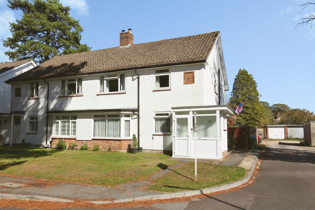Property photo 1 of 11