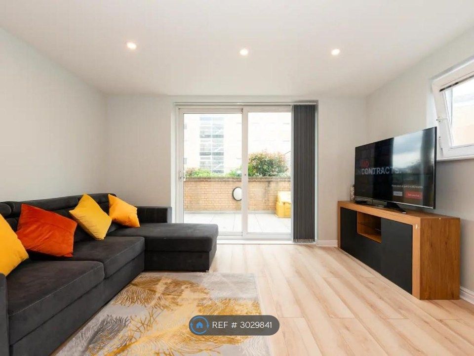 Property photo 3 of 22 Open Plan Living/ Dining