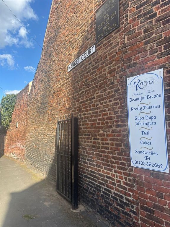 Property photo 3 of 14 12207F94-75E3-4ce9-Bdb1-44F3523B8201.Jpg