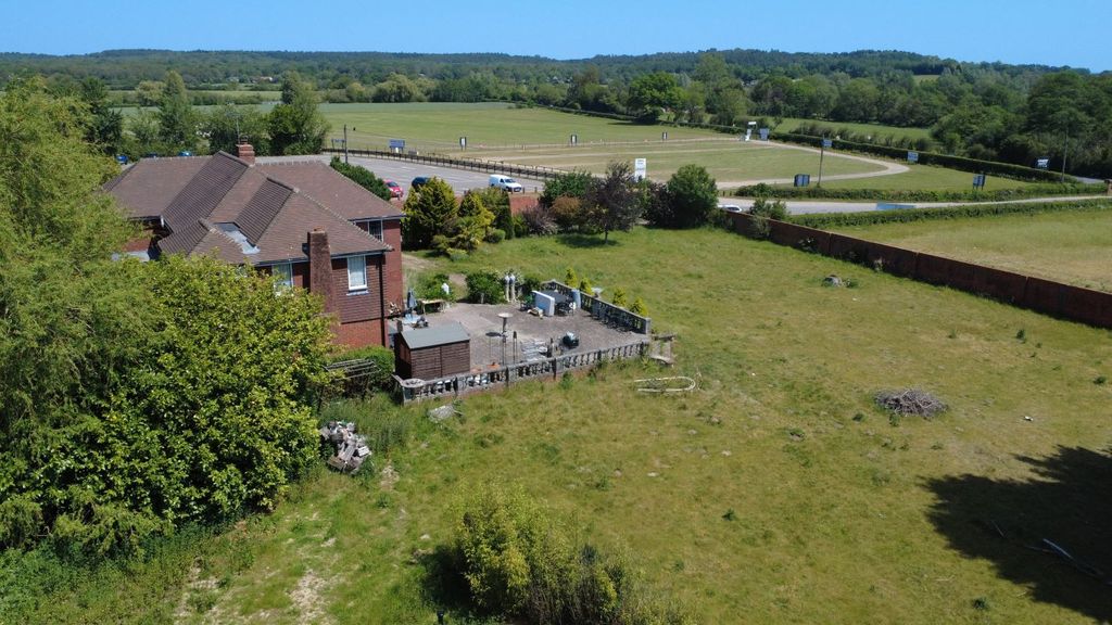 Additional image 15 of 5 bed detached house for saleOsborne Manor, Farnham Road, Sleaford, Bordon, Hampshire GU35