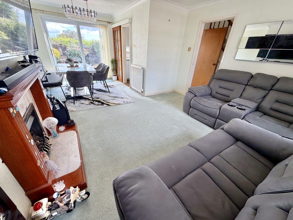 Property photo 3 of 15