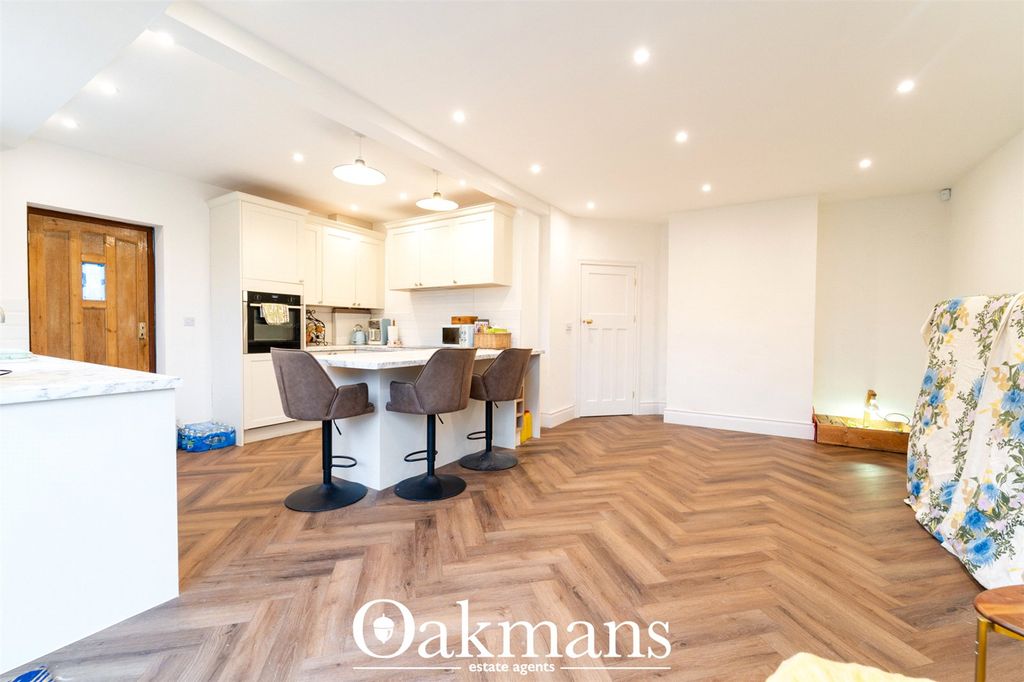 Property photo 3 of 32 Picture No. 06