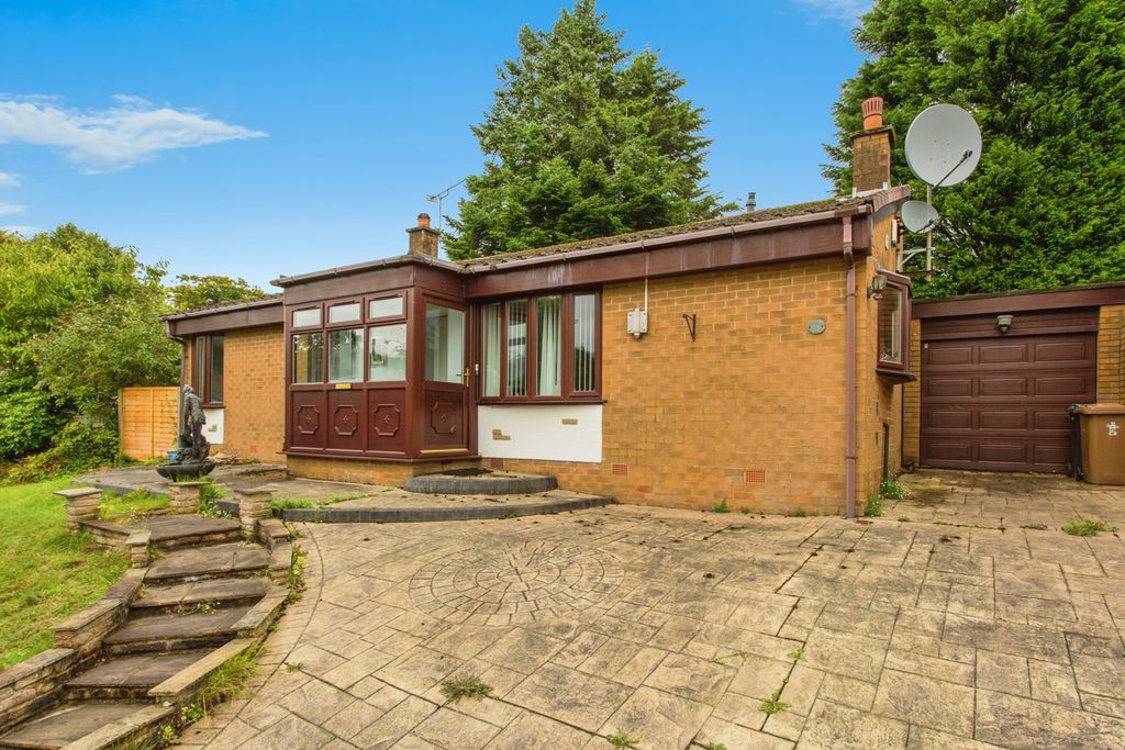 Property photo 1 of 6 Front