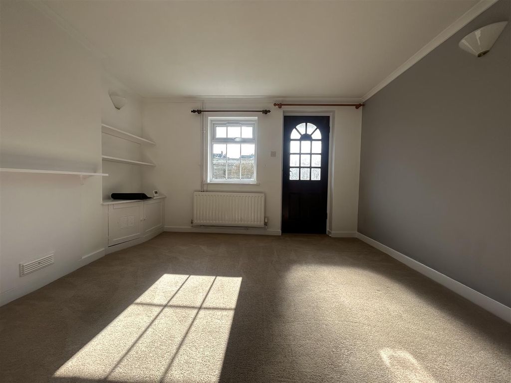 Property photo 3 of 12 Img_4308.Jpg