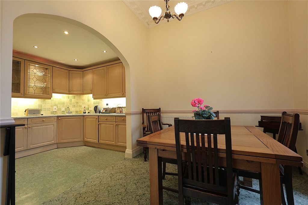 Property photo 2 of 12 Picture No. 08