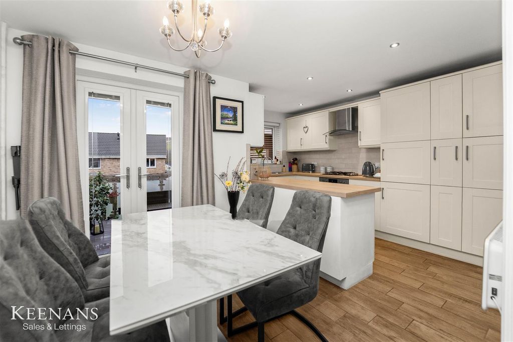 Property photo 3 of 39 3.Jpg