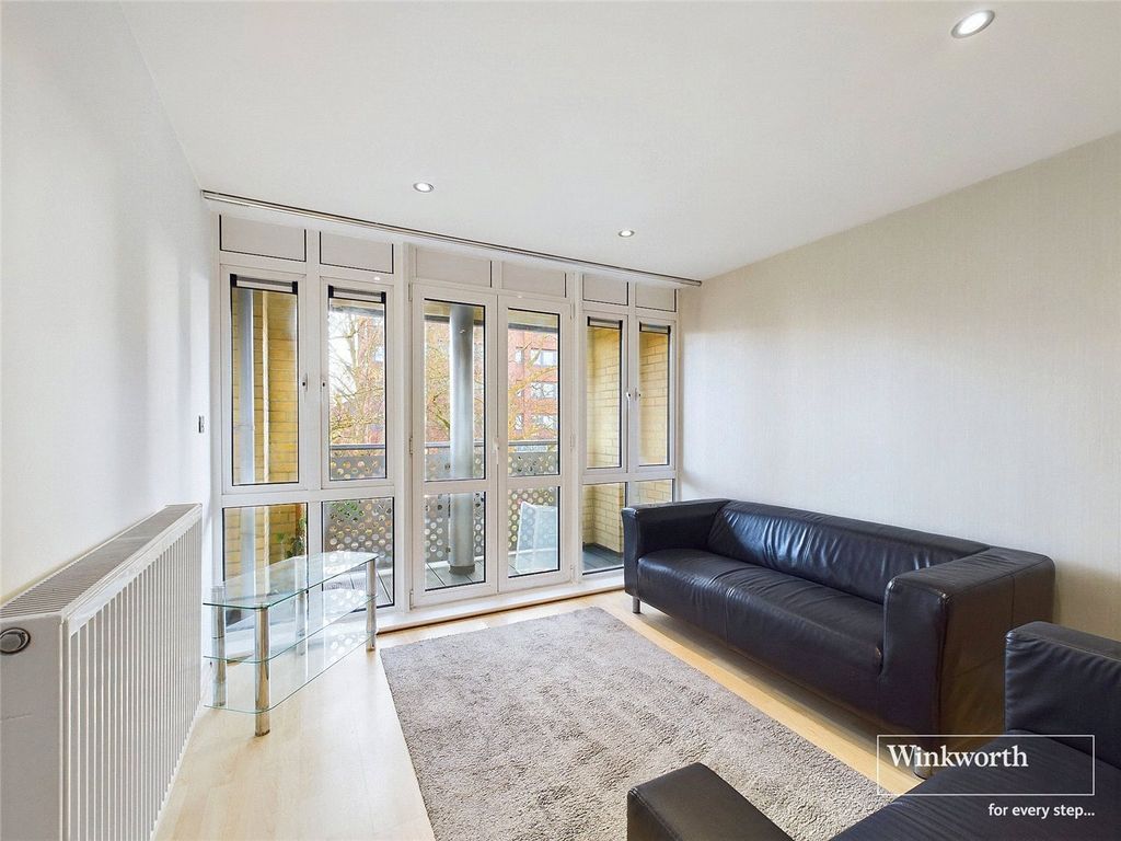 Property photo 3 of 10 Picture No. 21