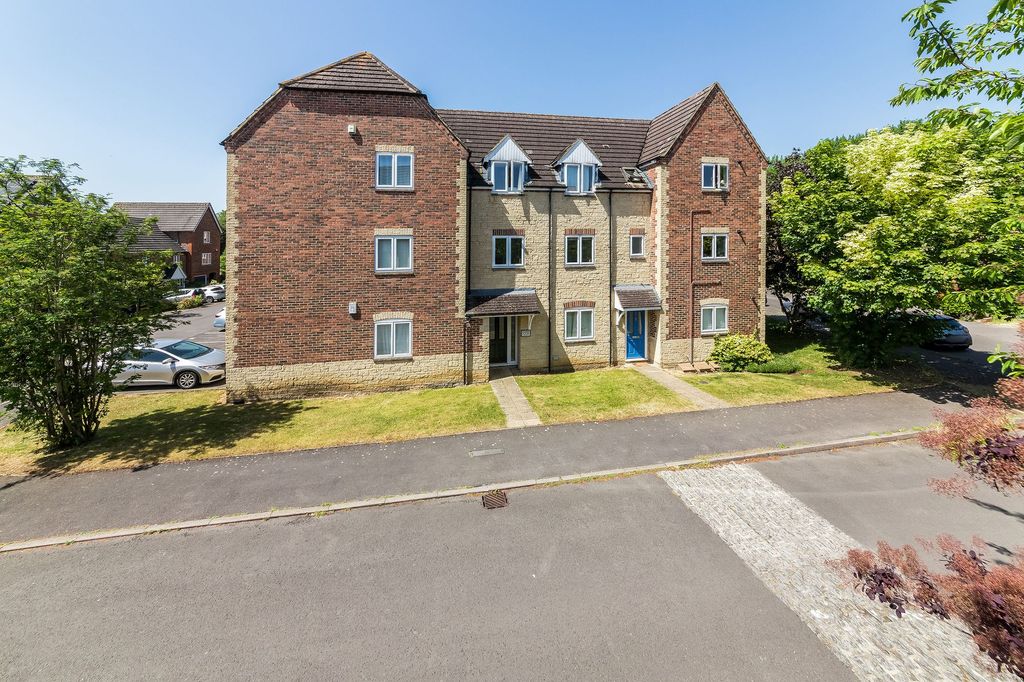 Property photo 1 of 19