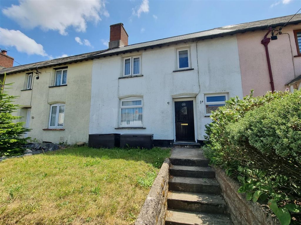 Property photo 1 of 12 Front Aspect